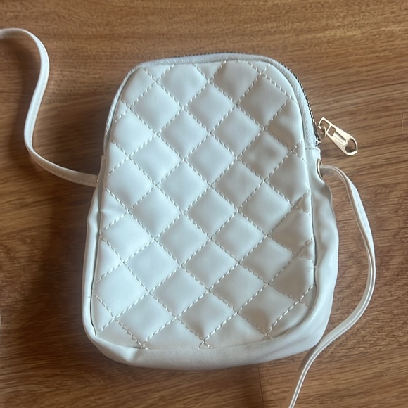 🍓 mini crossbody cream - Picture 3 of 4